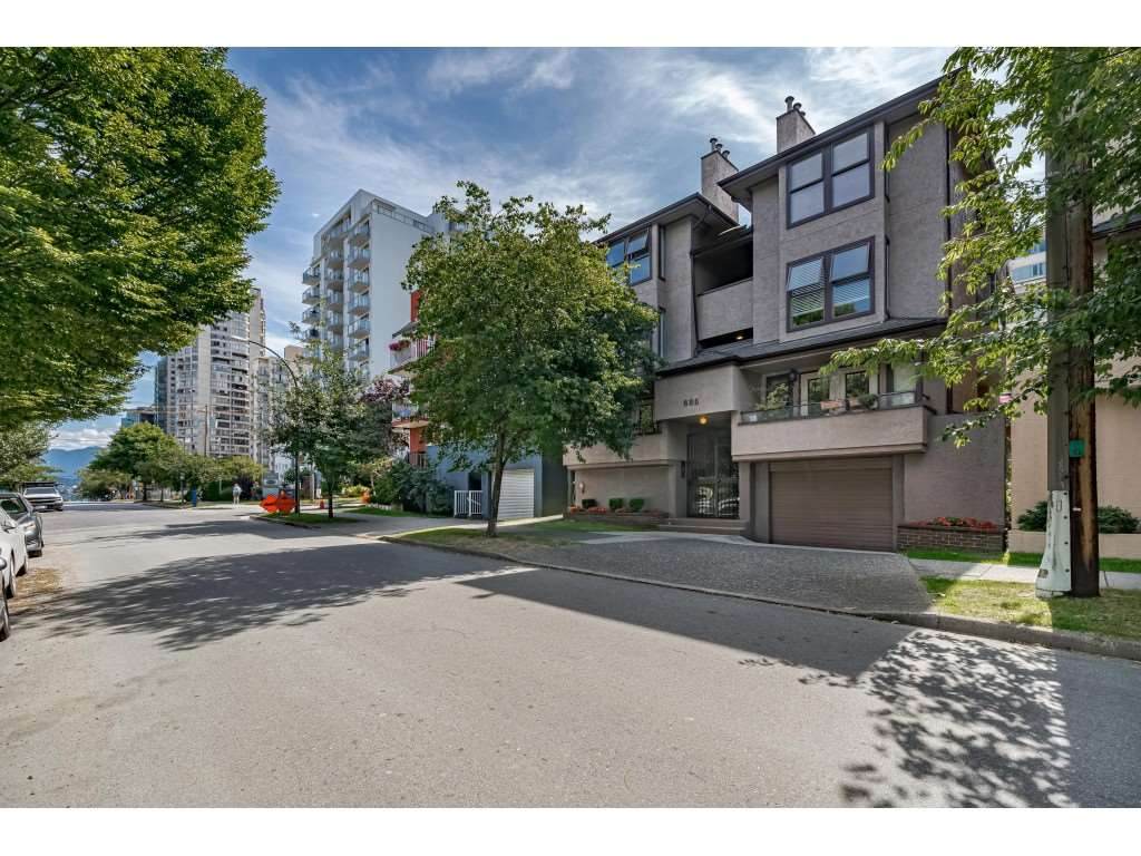 886 Broughton Street - Photo 1