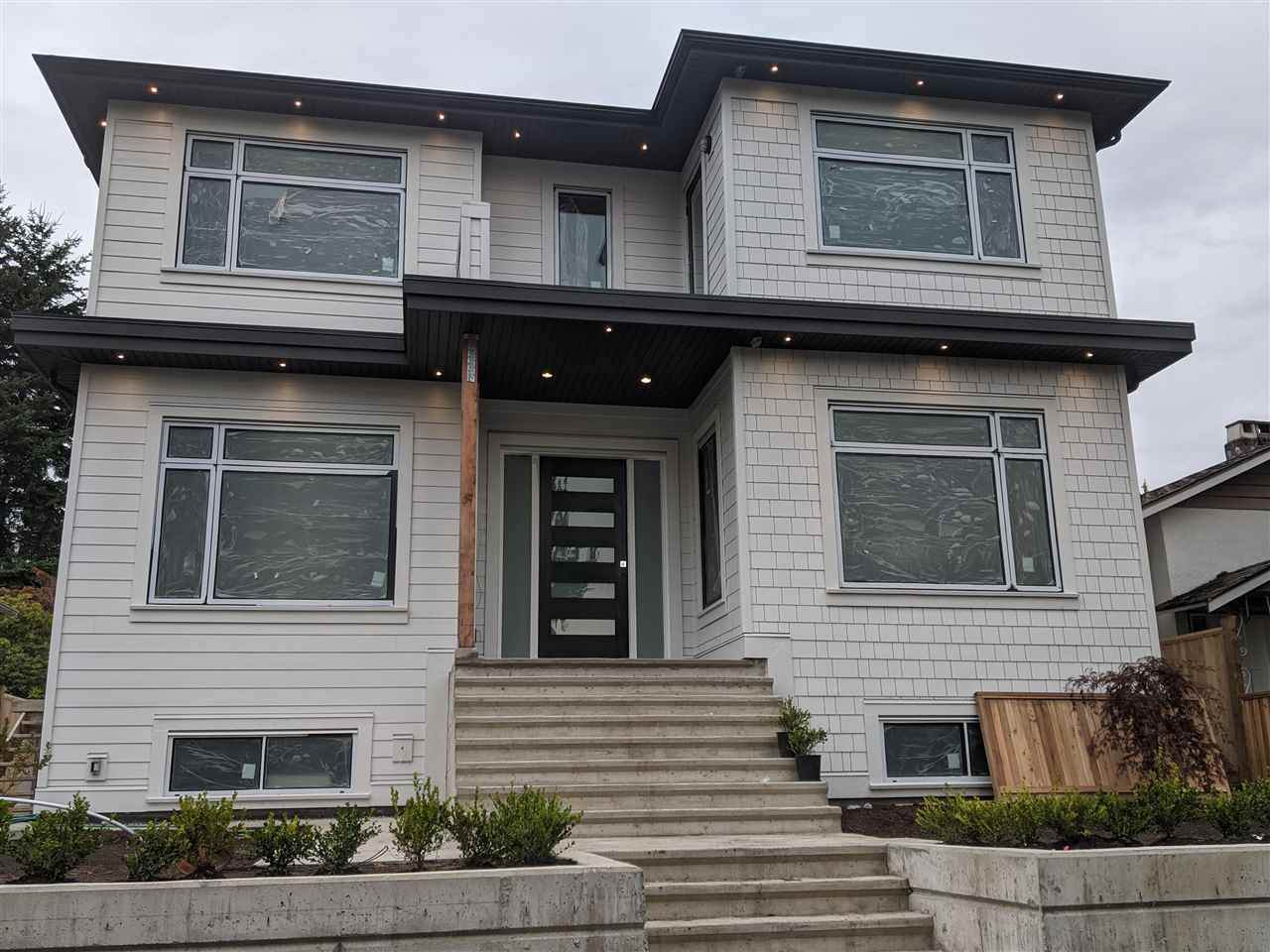 236 27TH Street - Photo 1