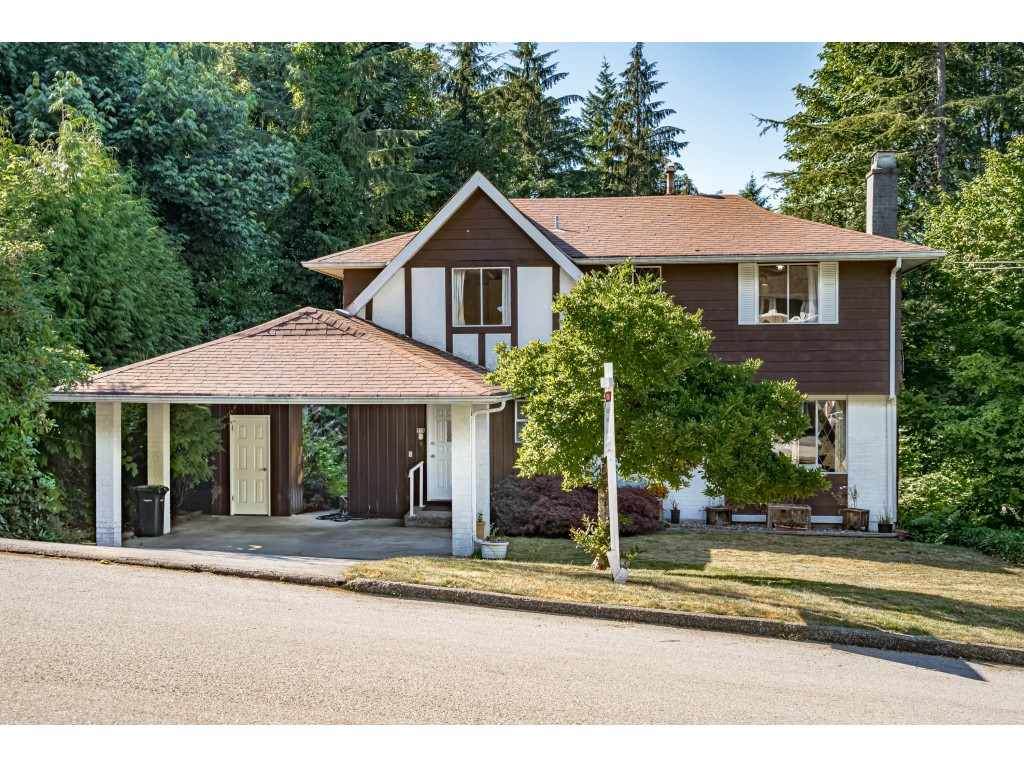 914 Fresno Place - Photo 1