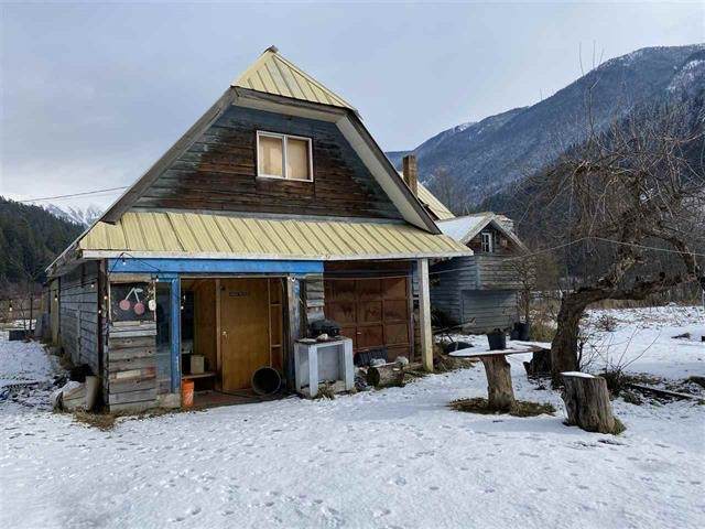 9510 Pemberton Portage Road - Photo 1