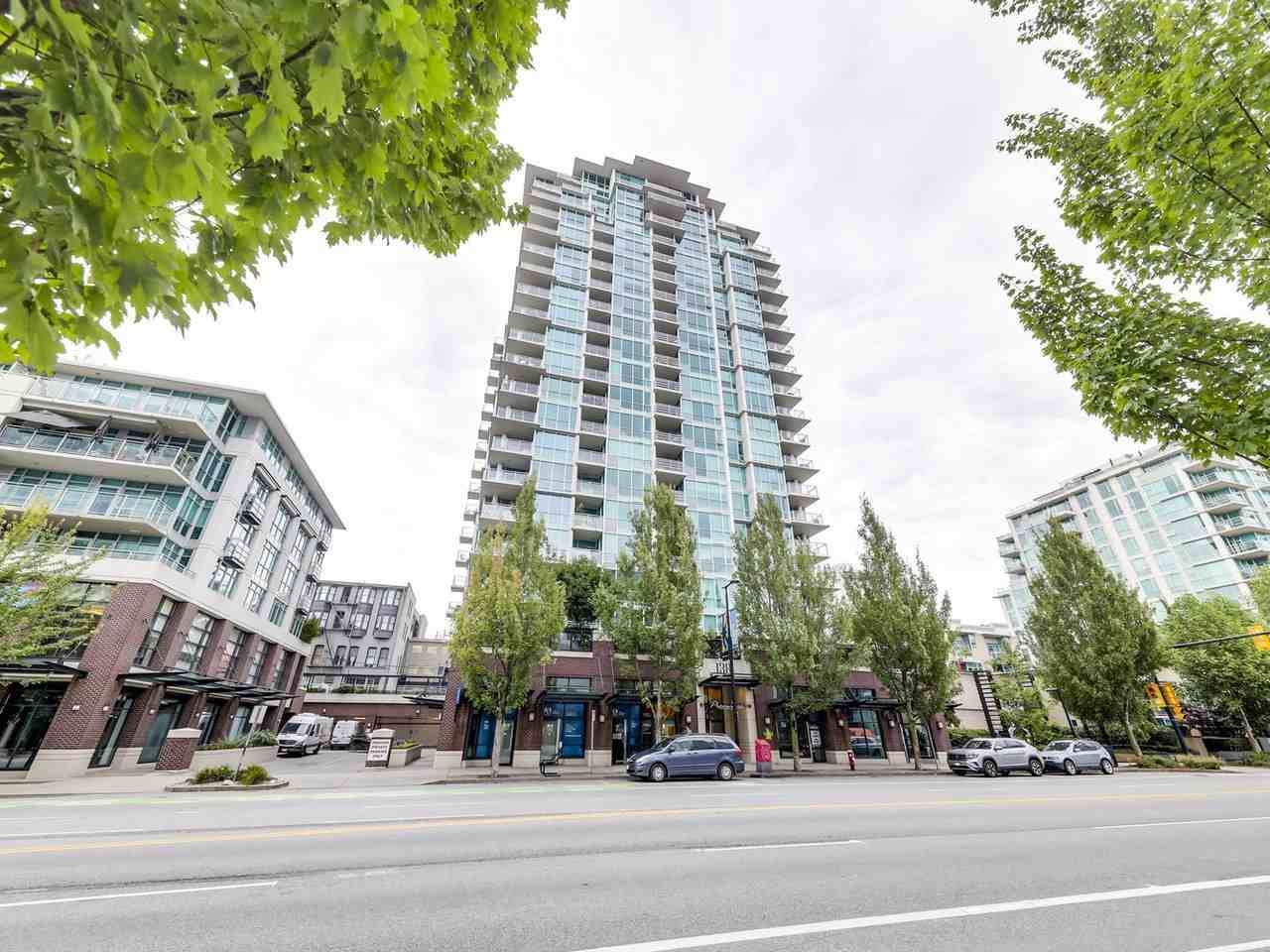 138 Esplanade - Photo 1