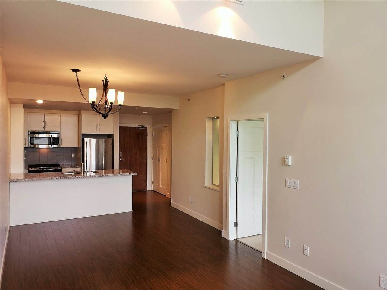 15428 31 Avenue - Photo 1