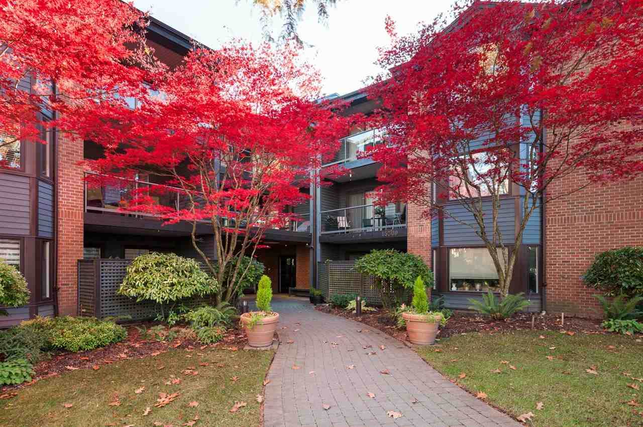 15300 17 Avenue - Photo 1