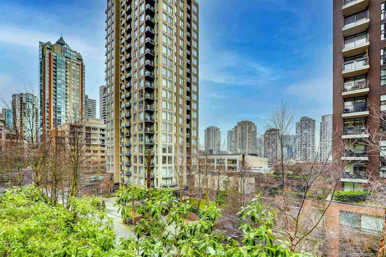 1088 Richards Street - Photo 1