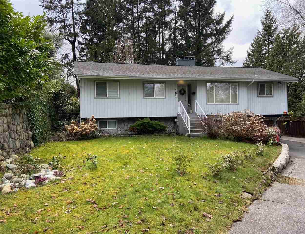 101 Clearview Drive - Photo 1