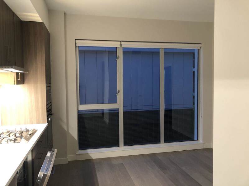 528 King Edward Avenue - Photo 1