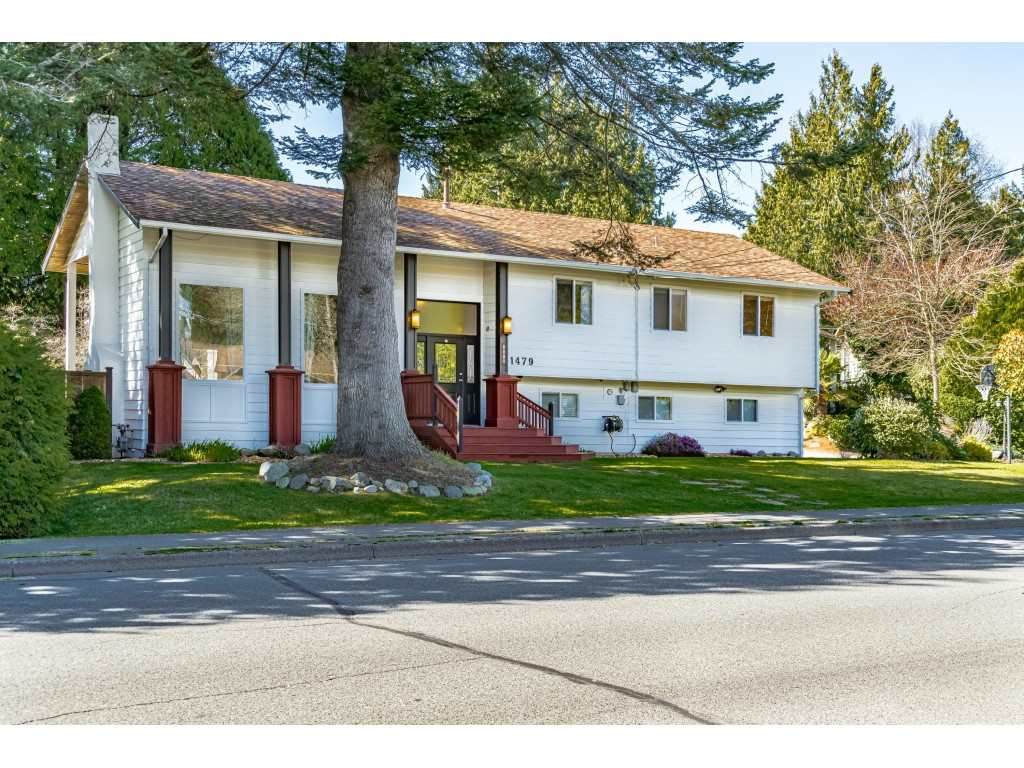 1479 53A Street - Photo 1