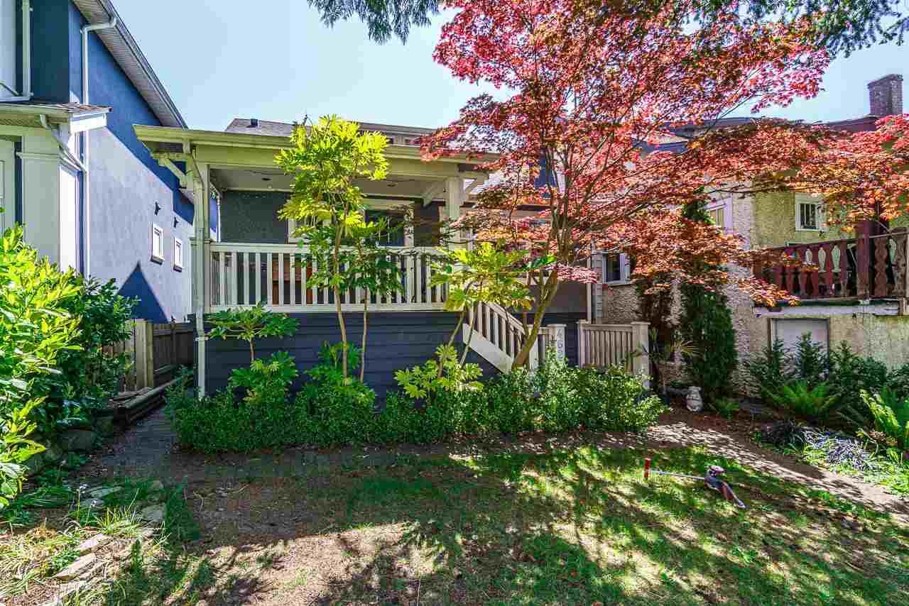 462 19TH Avenue - Photo 1