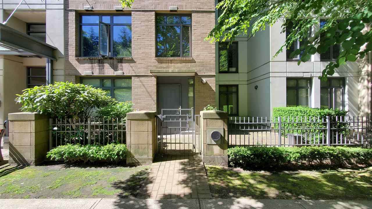 3660 Vanness Avenue - Photo 1