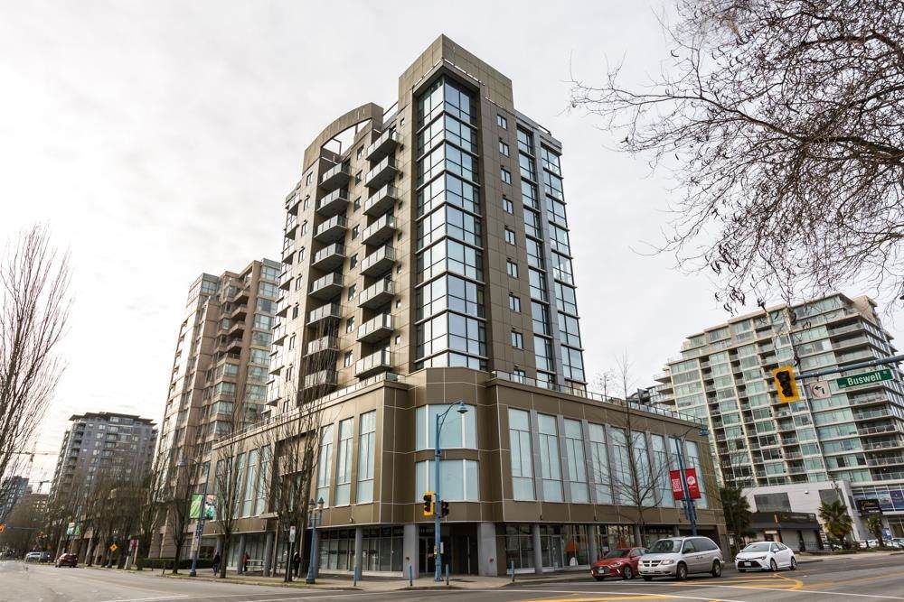 6133 Buswell Street - Photo 1