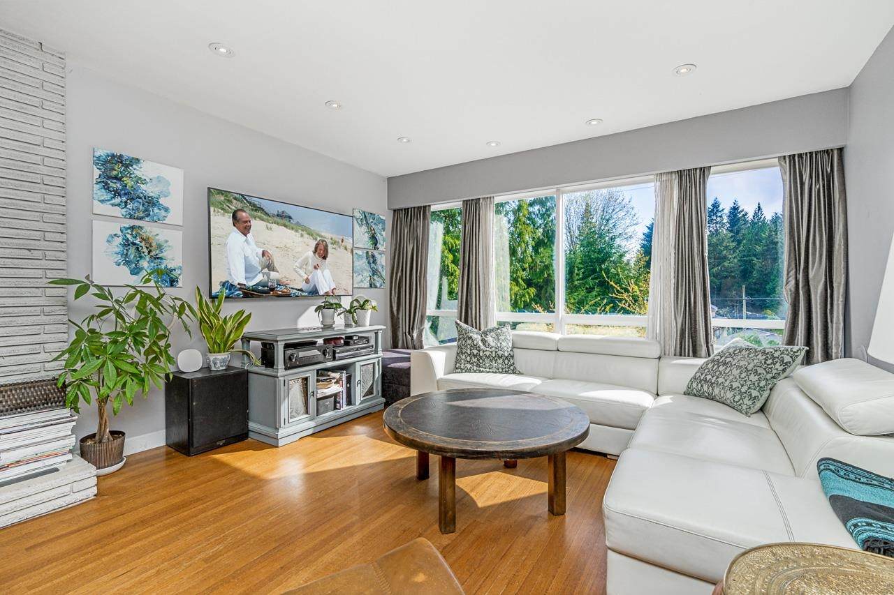 4419 Derby Place - Photo 1