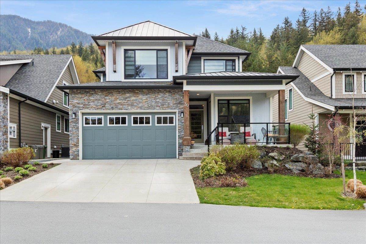 1885 Columbia Valley Road - Photo 1