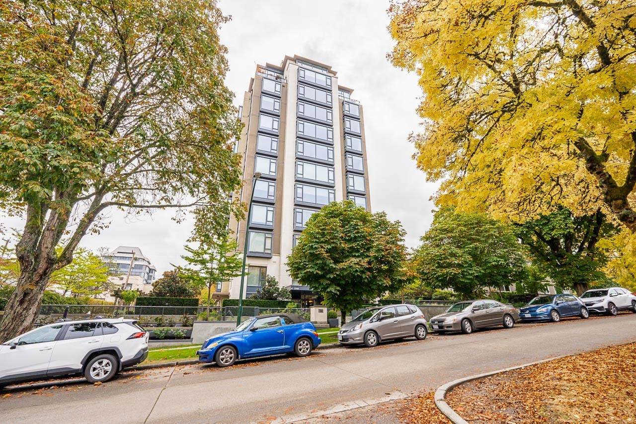 2260 39TH Avenue - Photo 1