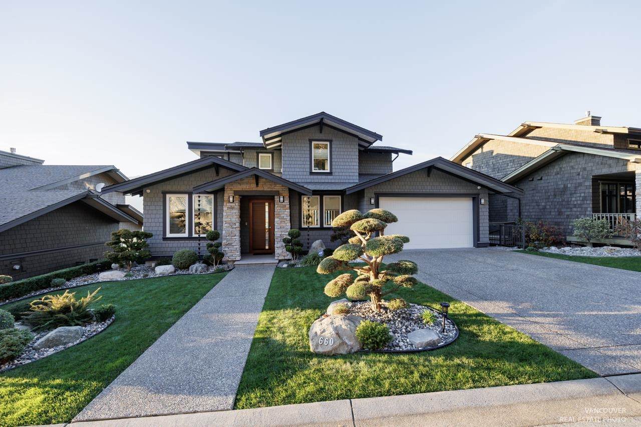 660 Ocean Crest Drive - Photo 1