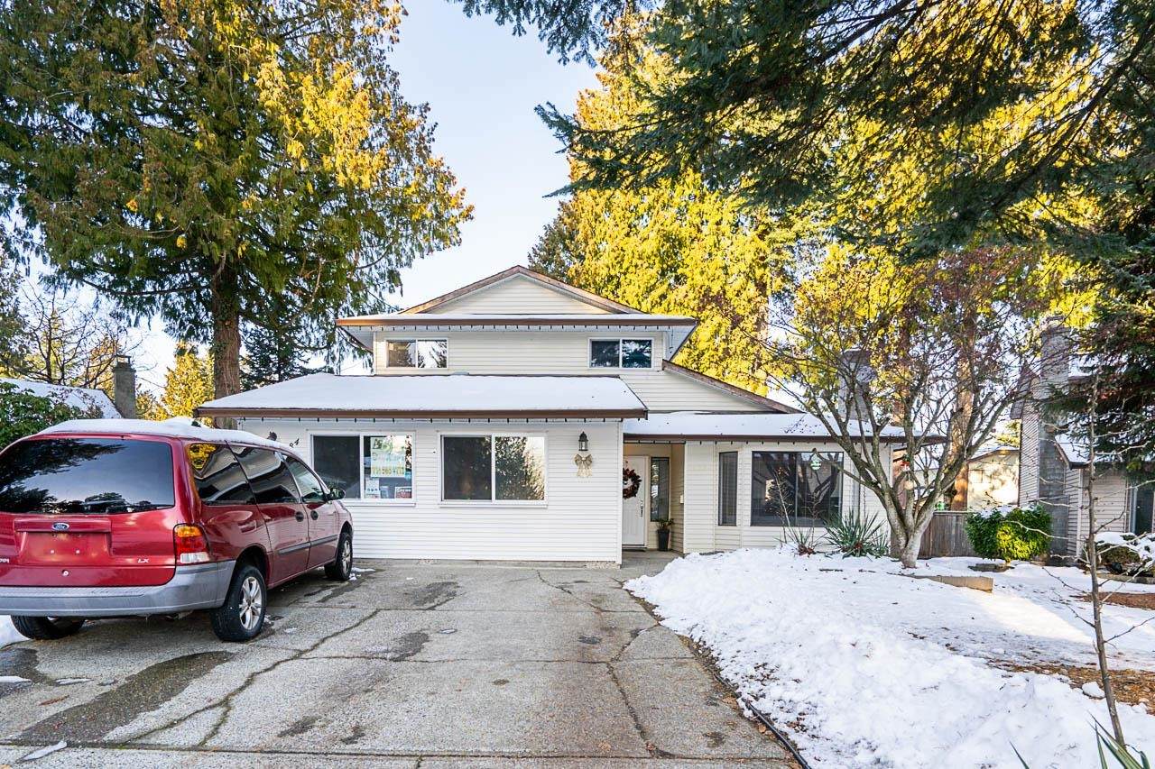 6784 129 Street - Photo 1