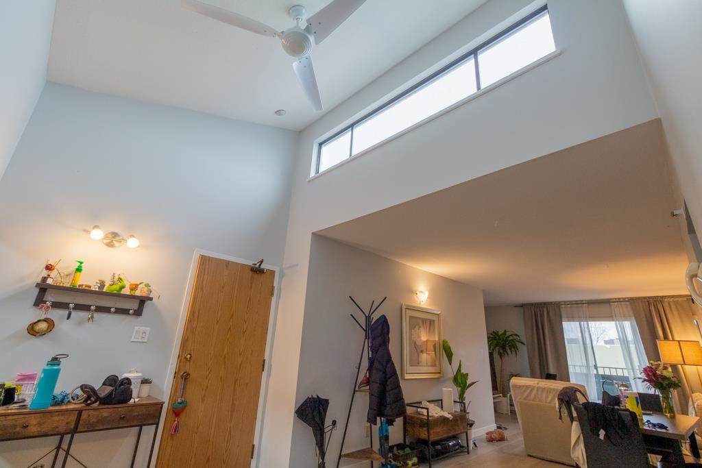 12113 1ST Avenue - Photo 1