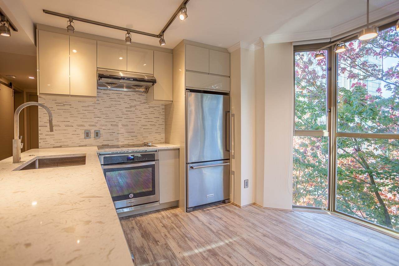 1488 Hornby Street - Photo 1