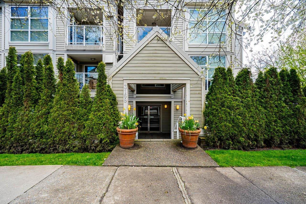 3168 Laurel Street - Photo 1