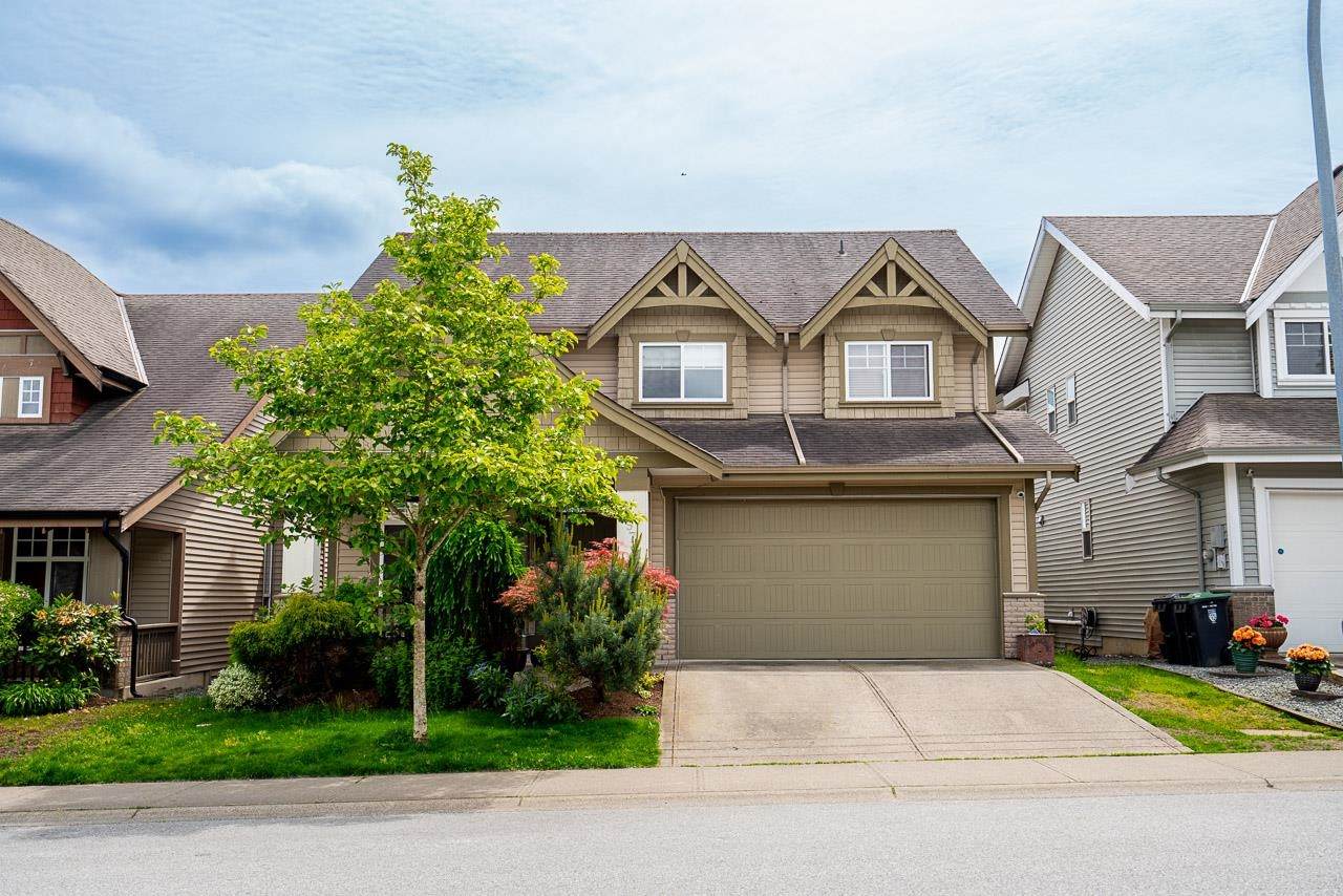19726 70 Avenue - Photo 1