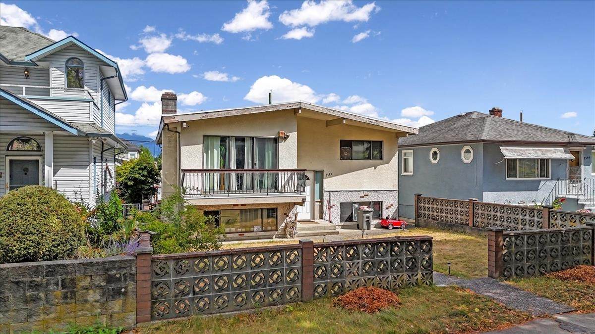 2593 25th Avenue - Photo 1