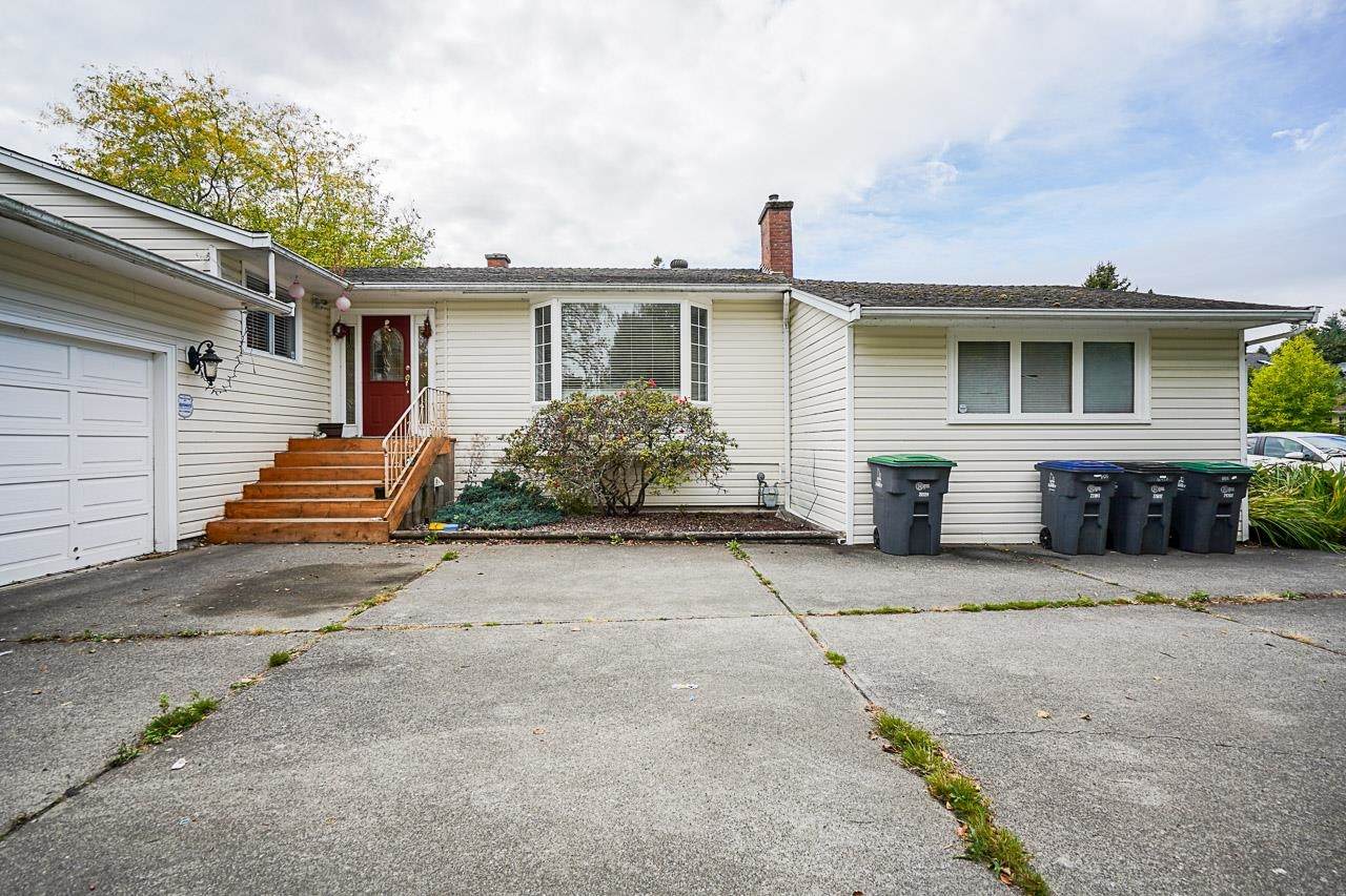 16428 12 Avenue - Photo 1