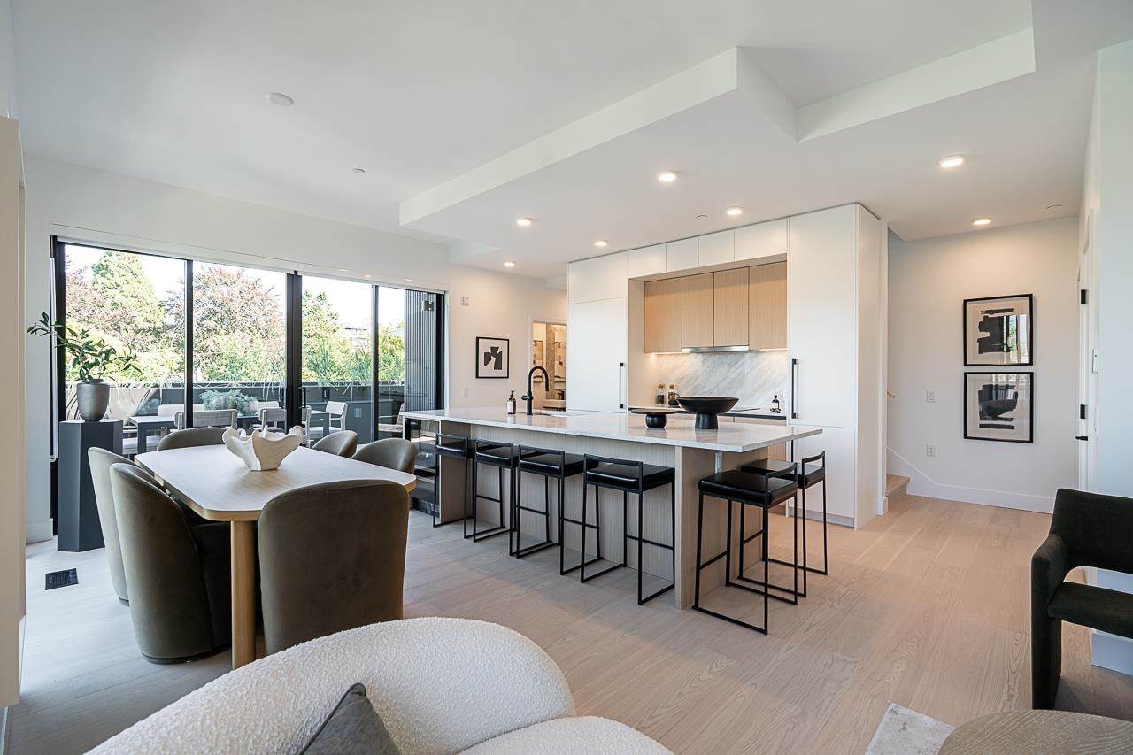 539 28th Avenue - Photo 1