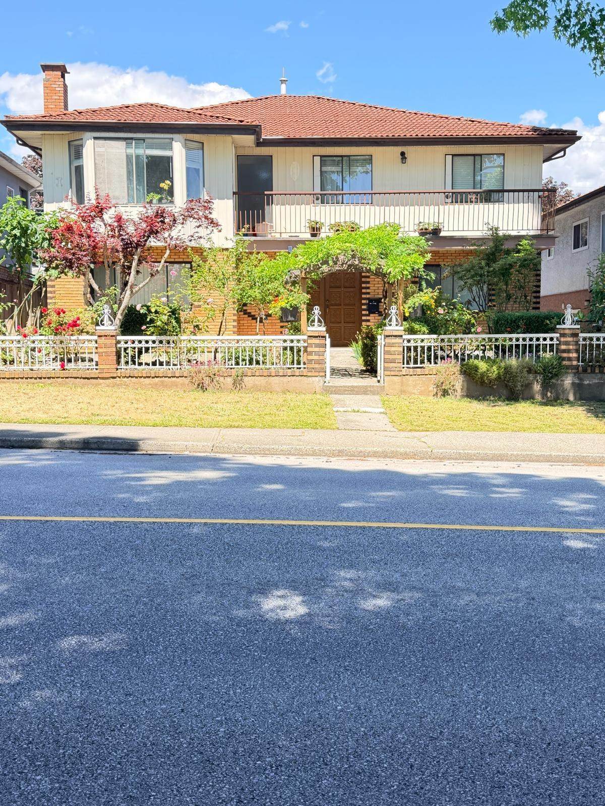 4421 Parker Street - Photo 1