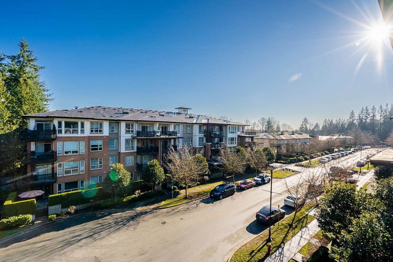 1150 Kensal Place - Photo 1