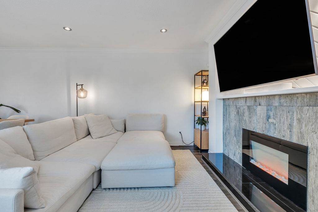 1665 Patricia Avenue - Photo 1