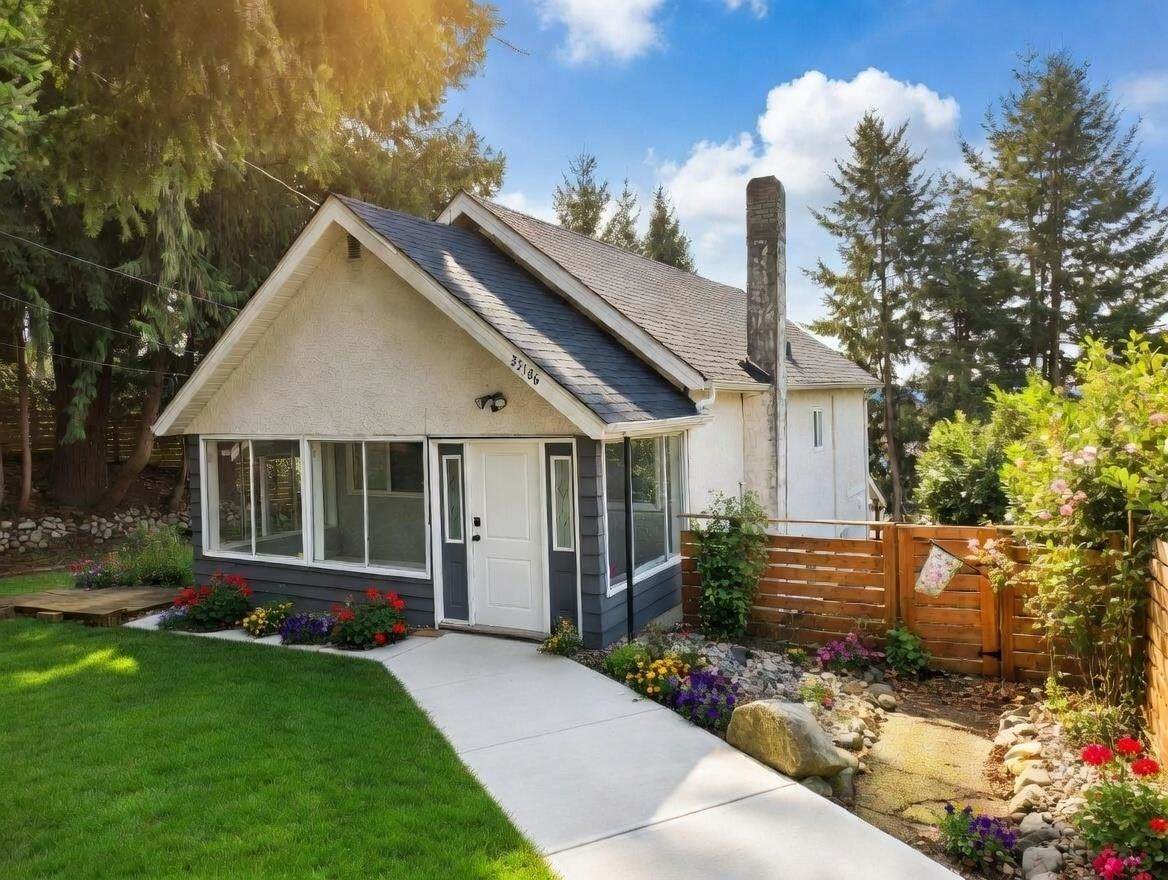 33186 3rd Avenue - Photo 1