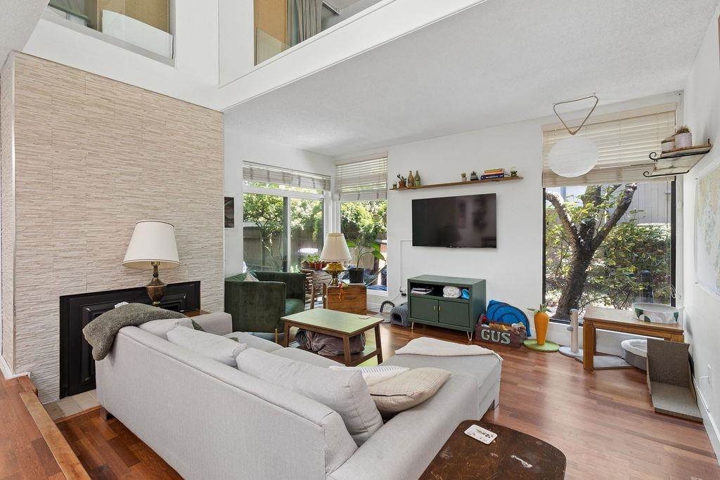 4430 Yew Street - Photo 1