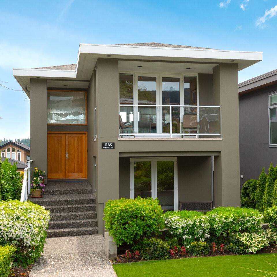 1168 Esquimalt Avenue - Photo 1