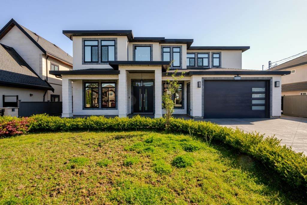 12560 90 Avenue - Photo 1
