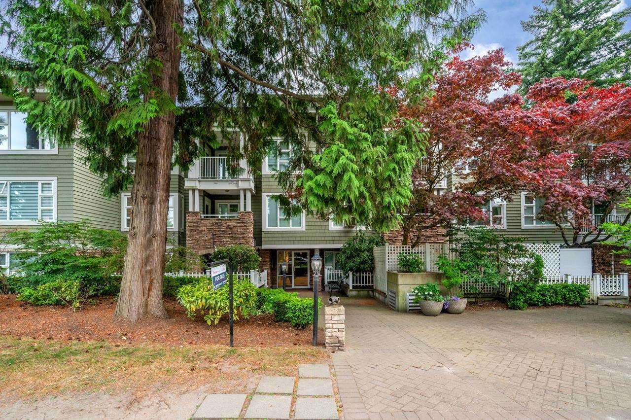 988 54th Avenue - Photo 1