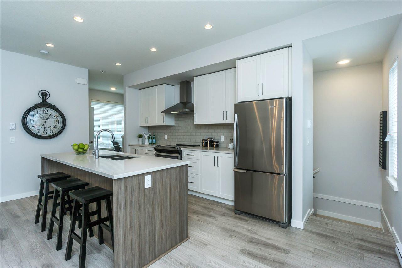 20723 Fraser Highway - Photo 1