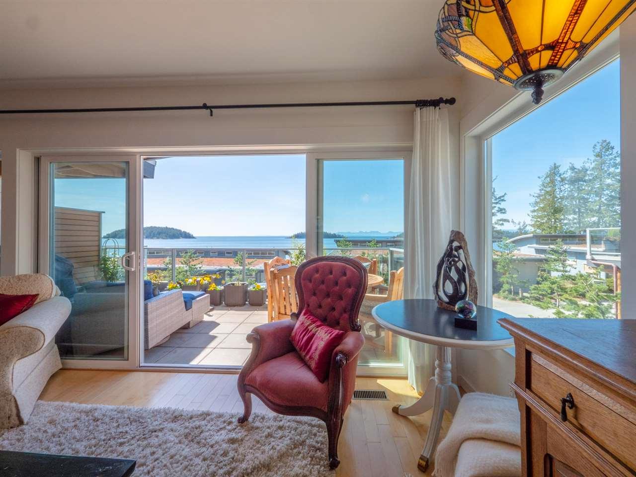 5392 Wakefield Beach Lane - Photo 1