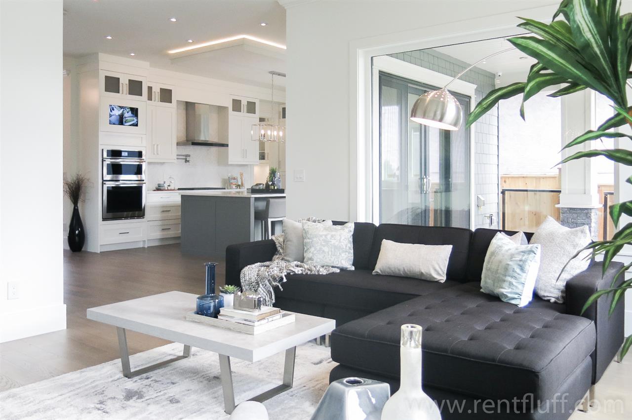 1315 Moody Avenue - Photo 1