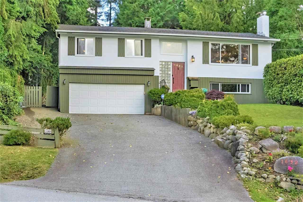 1692 Scarborough Crescent - Photo 1