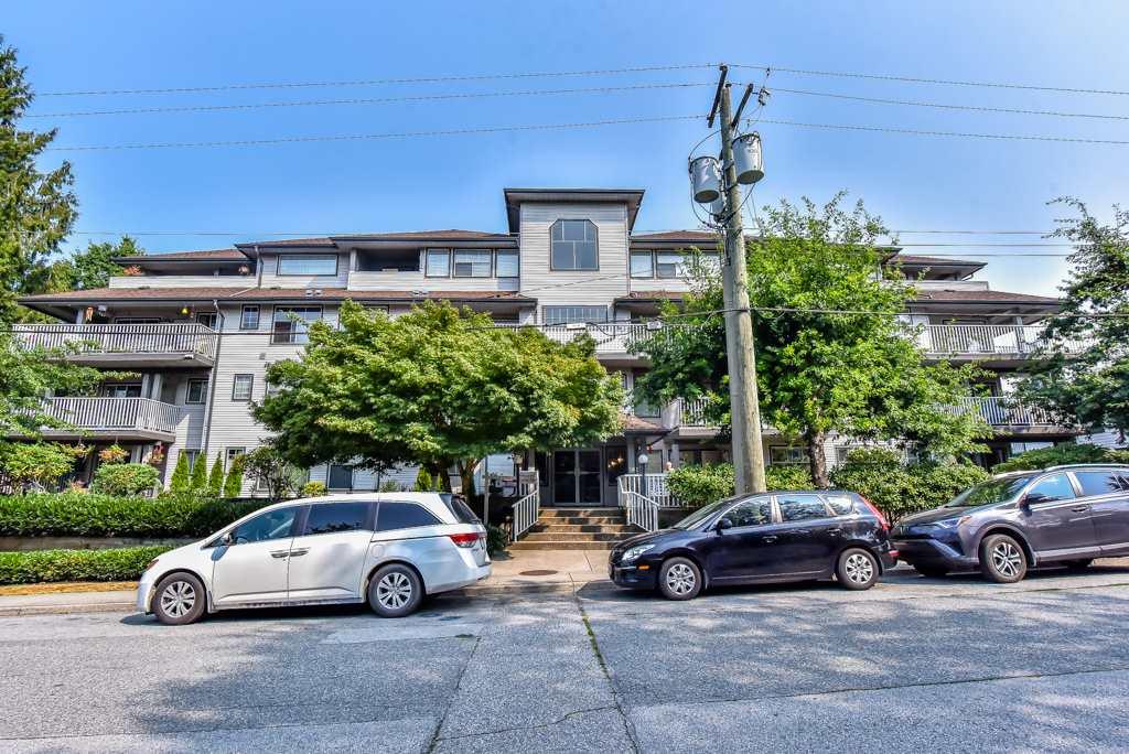 20561 113 Avenue - Photo 1
