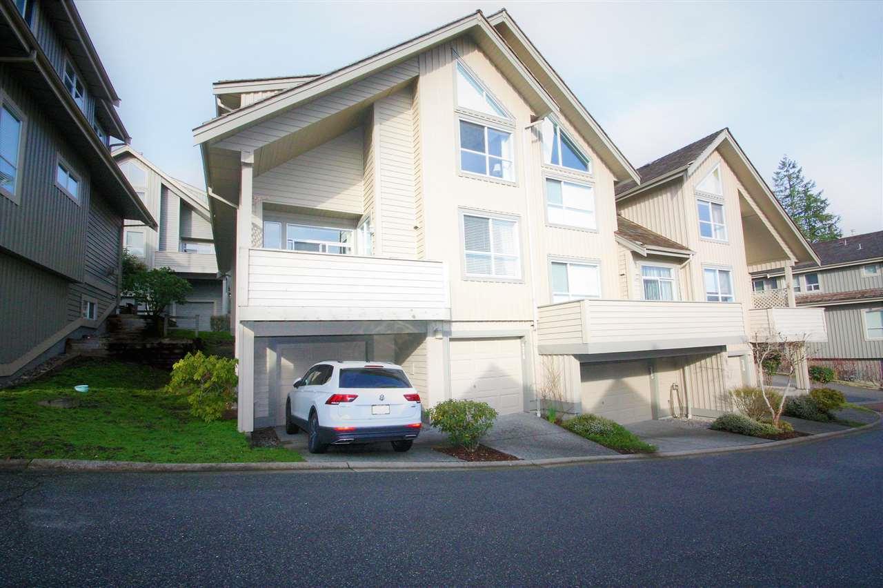 1465 Parkway Boulevard - Photo 1