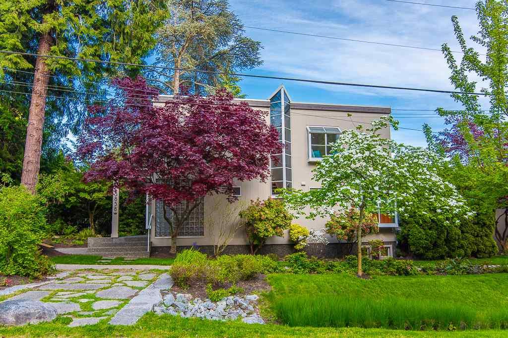 5858 Crown Street - Photo 1