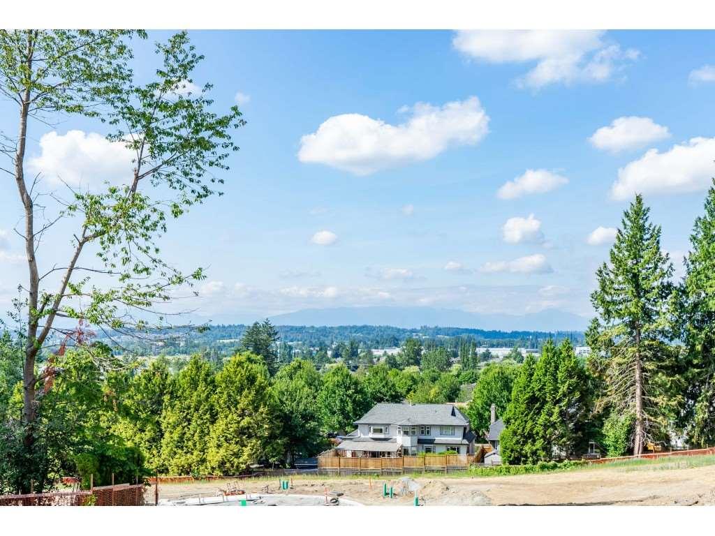 4509 Southridge Crescent - Photo 1