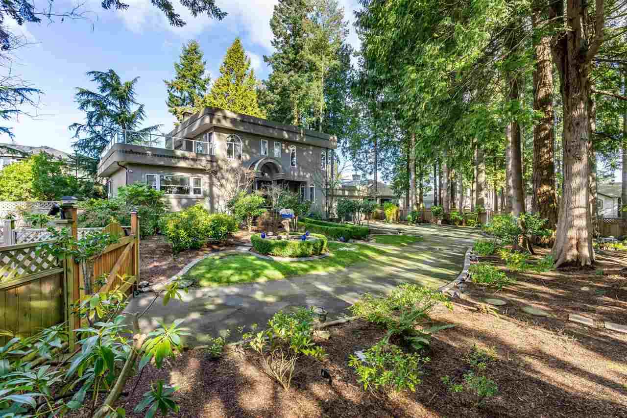 13887 16 Avenue - Photo 1