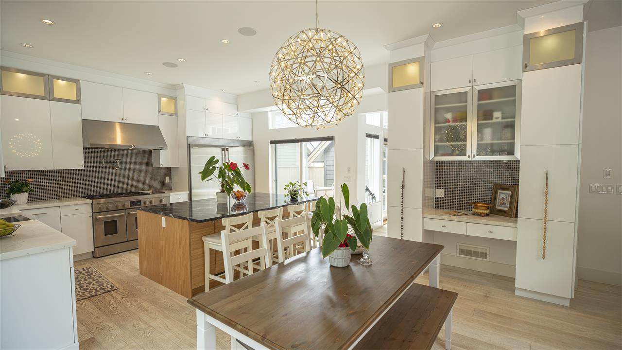 6 Birchwood Crescent - Photo 1