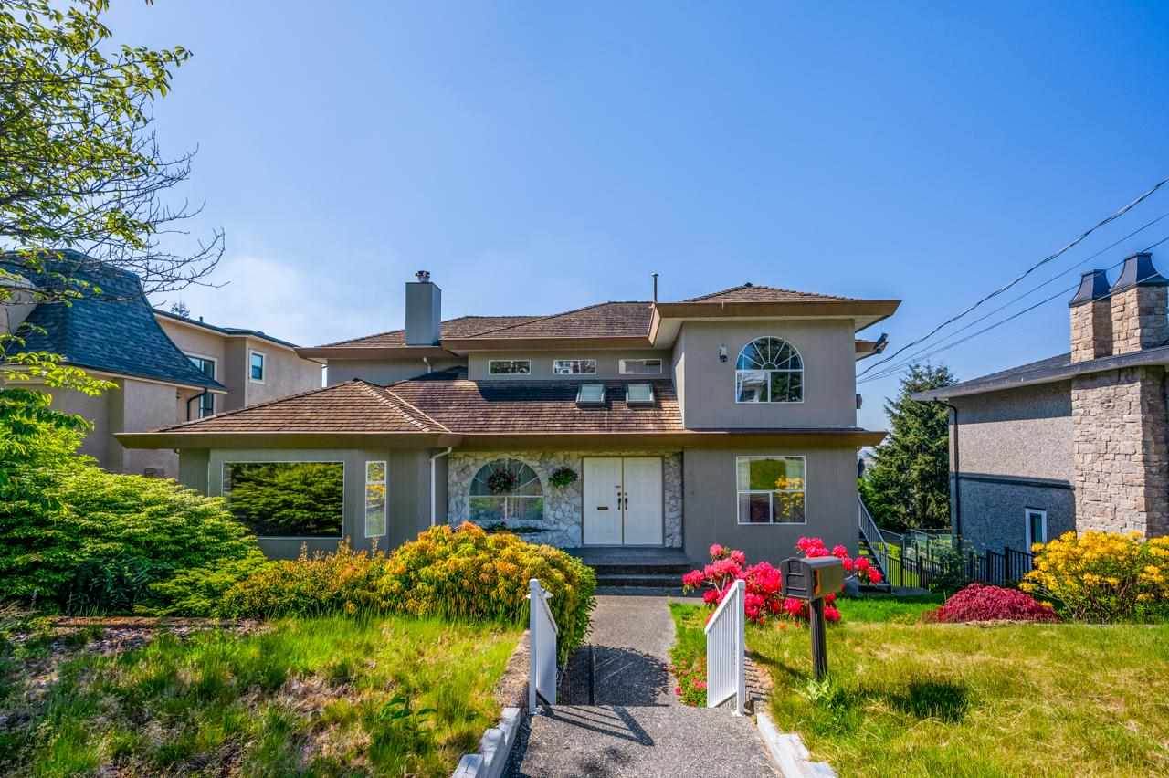 5462 Ewart Street - Photo 1