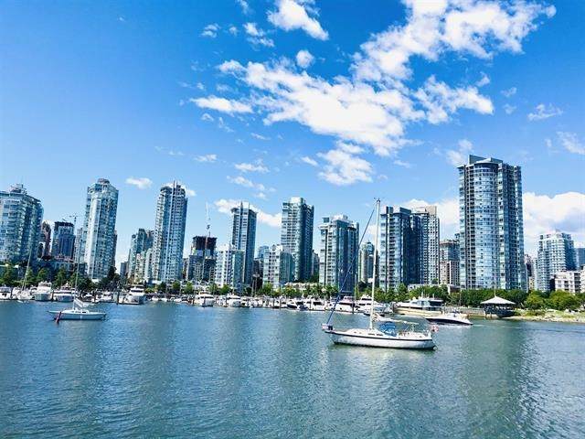 1039 Marinaside Crescent - Photo 1