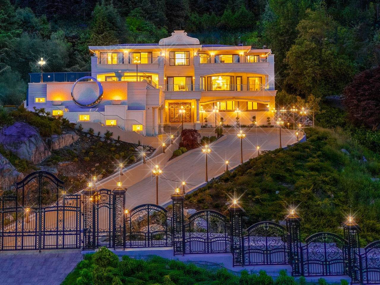 1121 Crestline Road - Photo 1