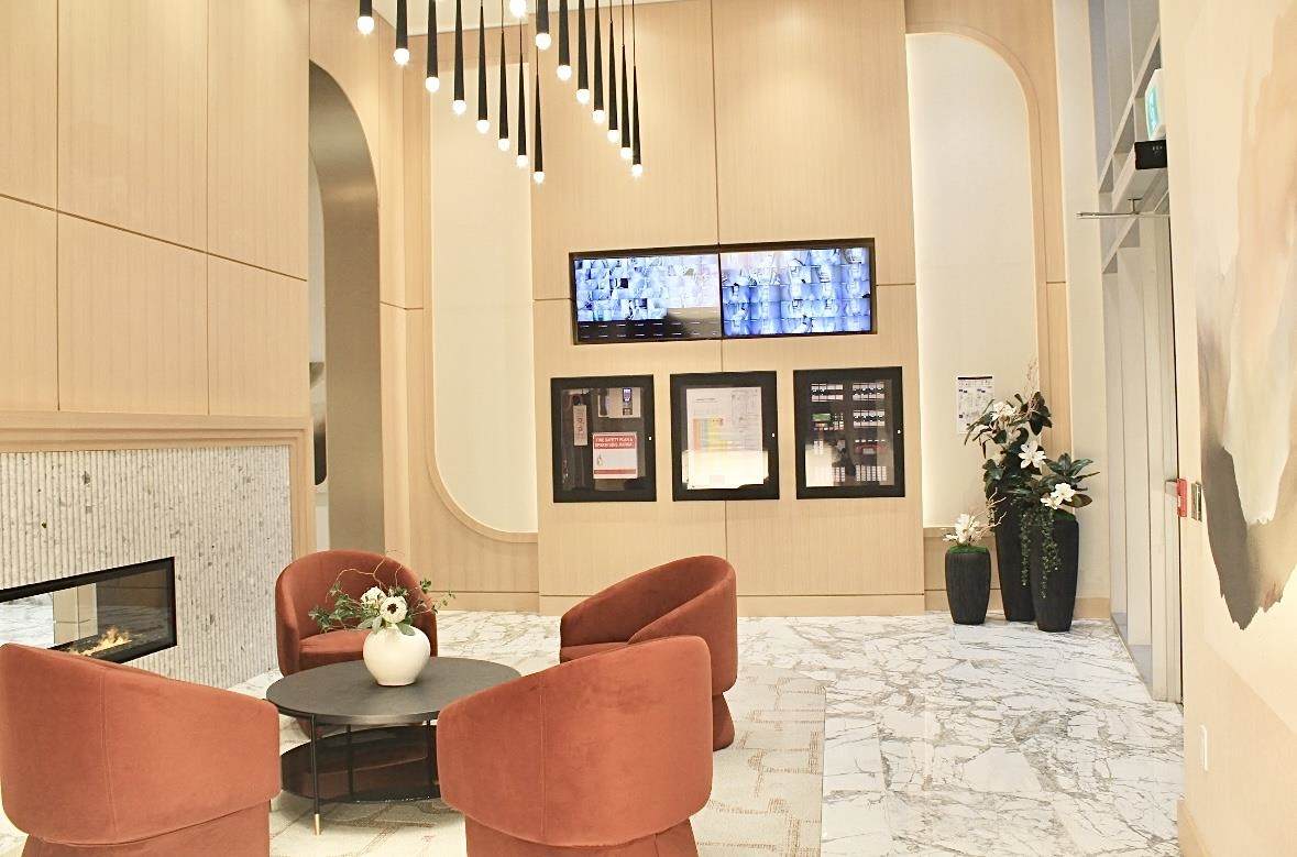 1342 Johnston Road - Photo 1