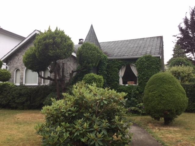 5877 Lincoln Street - Photo 1