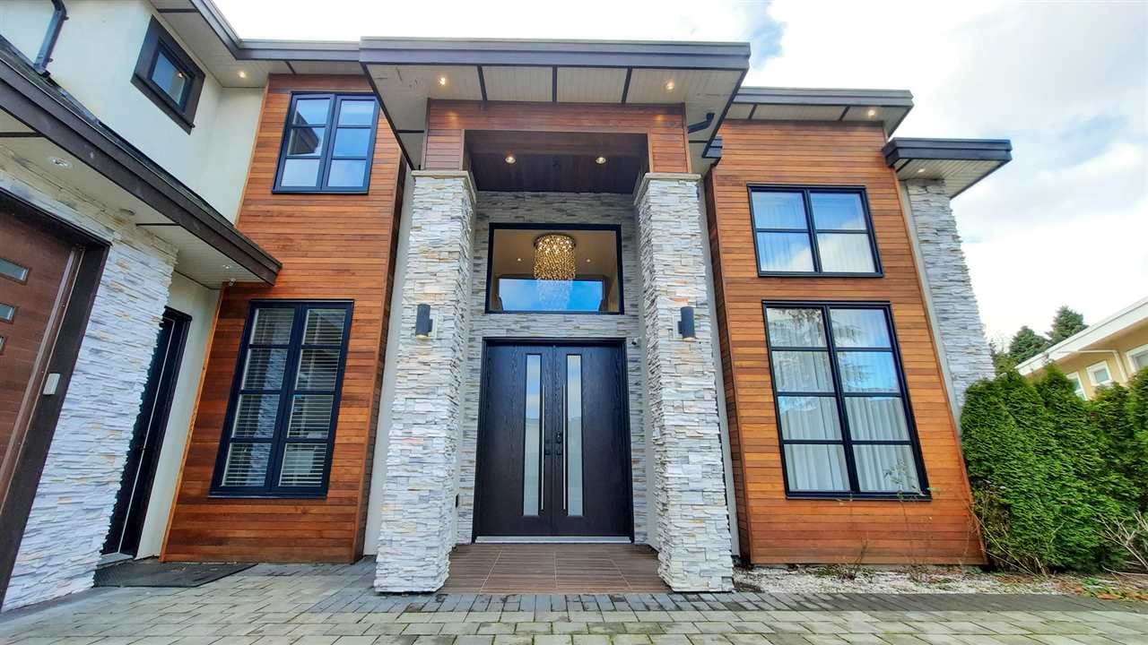 3480 Shuswap Avenue - Photo 1